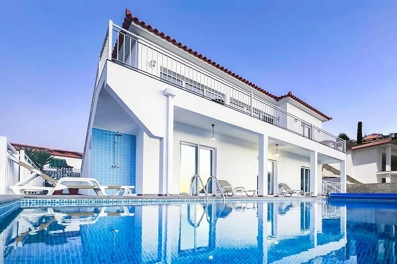 Villa Acacia Arco da Calheta