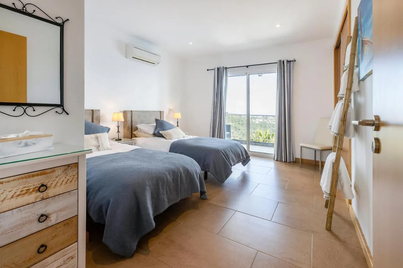 Villa Acacia Arco da Calheta